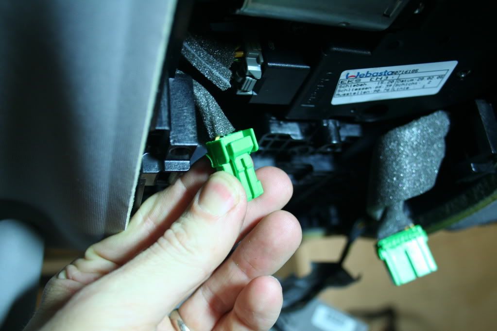 Brief near sunroof rattle fix write up. (photo intensive) SwedeSpeed Volvo Performance Forum